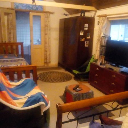 Sylvia Lodge A Step Back In Time Pet Friendly Homestay Orbost Ngoại thất bức ảnh